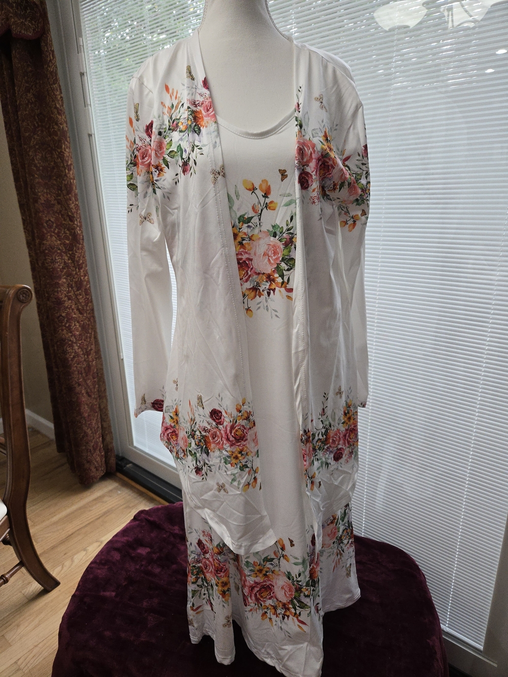Floral White Long Jacket & Maxi Dress Set - White Size Large 2 Piece
